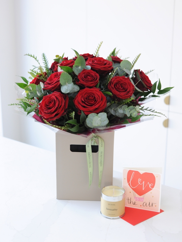 Luxury Rose Handtied   Red, White or Pink