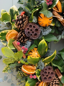 Tuesday 8th December Christmas Wreath Workshop